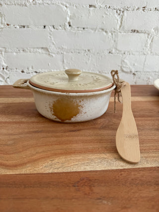 Stoneware Brie Baker With Bamboo Spreader